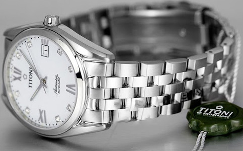 梅花手表售后客戶服務(wù)中心（梅花手表表鏡破損可以修復(fù)嗎）