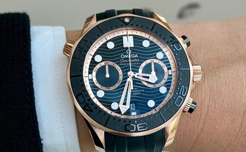 重慶歐米茄手表保養(yǎng)中心（解決歐米茄手表霧氣問題的方法）