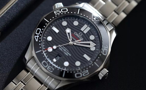 南寧市歐米茄維修中心電話查詢(歐米茄表內(nèi)雜質(zhì)清除)