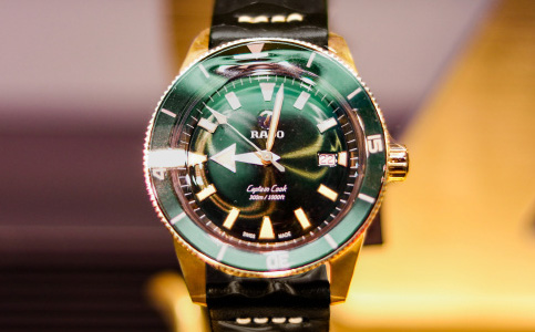 佛山雷達維修店（雷達表殼洗油保養(yǎng)）