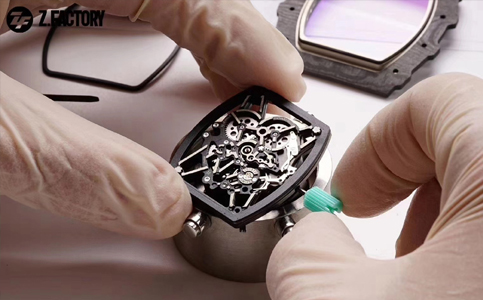 理查德米勒手表維修地址查詢(手表表蒙的更換步驟)