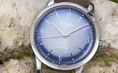 格拉蘇蒂手表售后（格拉蘇蒂手表表殼保養(yǎng)的方法）