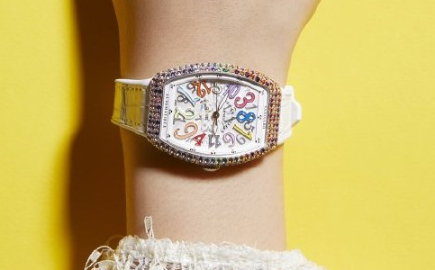 法穆蘭手表維修點售后服務中心(法穆蘭手表不慎進水)